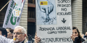 Sindicatos sanitarios se manifiestan por sus condiciones laborales