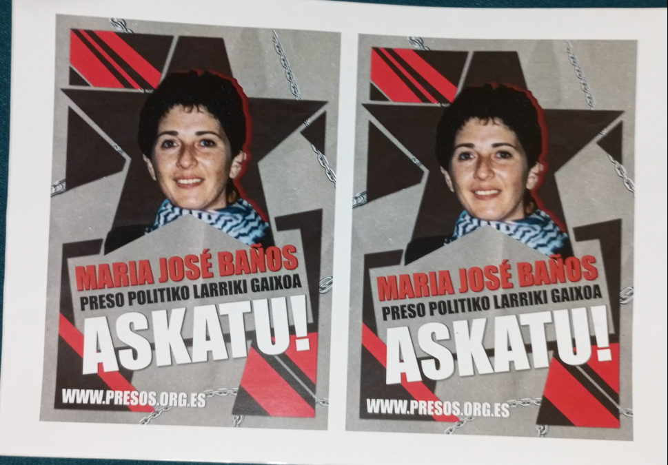 Continúa la campaña de pegatinas en Euskal Herria