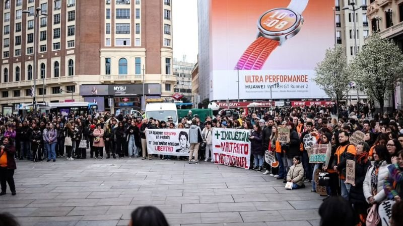 Concentración del Sector Social en la plaza de Callao