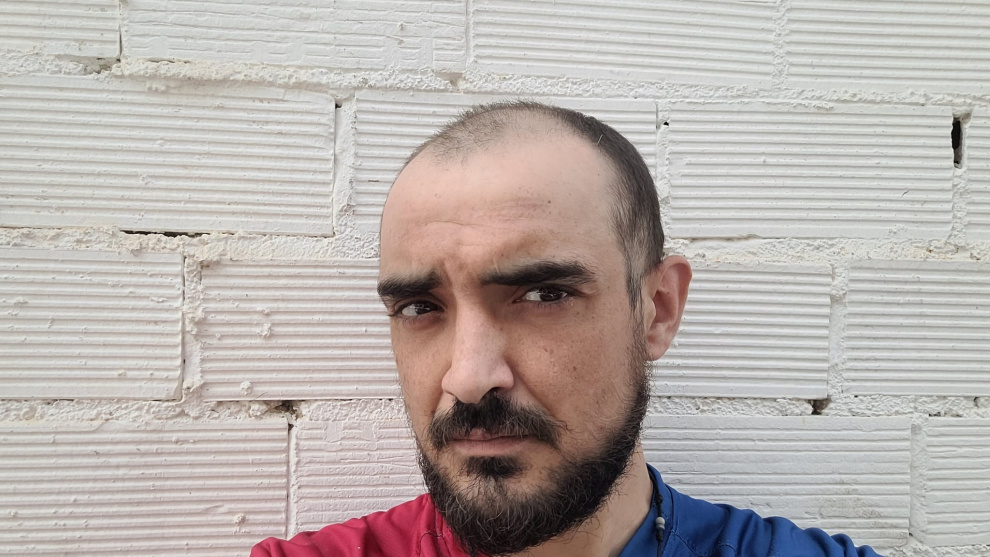 Antonio Ordóñez Galeote en su casa
