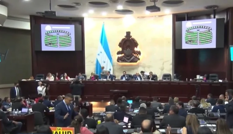 Congreso aprueba ley que criminaliza la lucha campesina