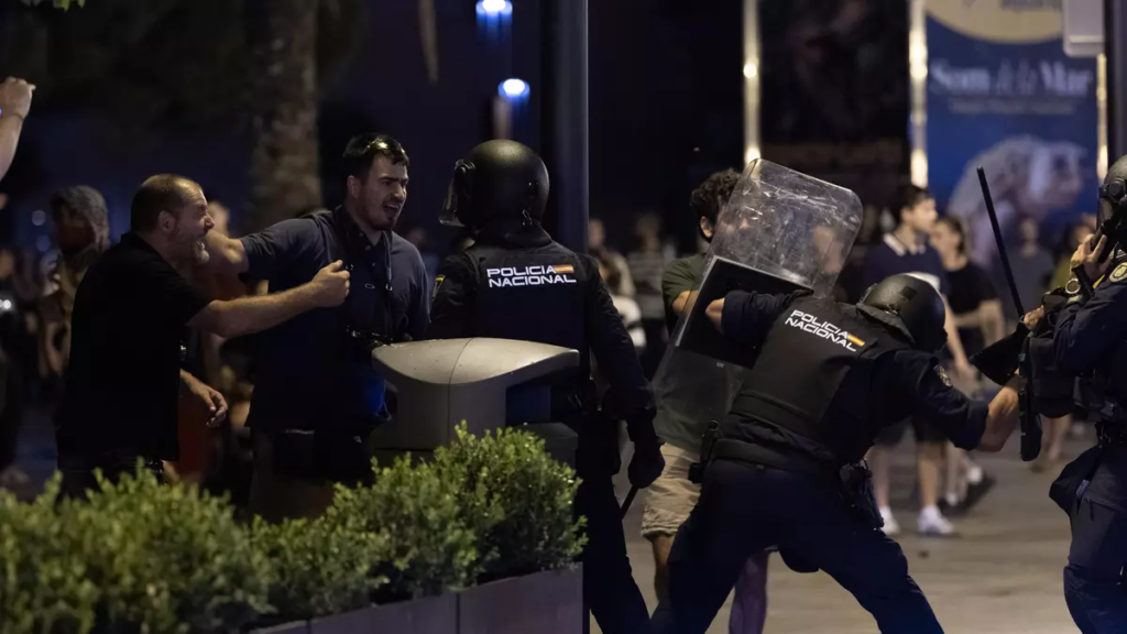 Carga policial durante la movilización